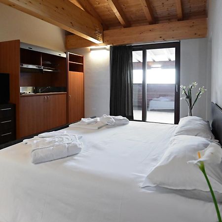 Baita Solaria Sarnano Buitenkant foto